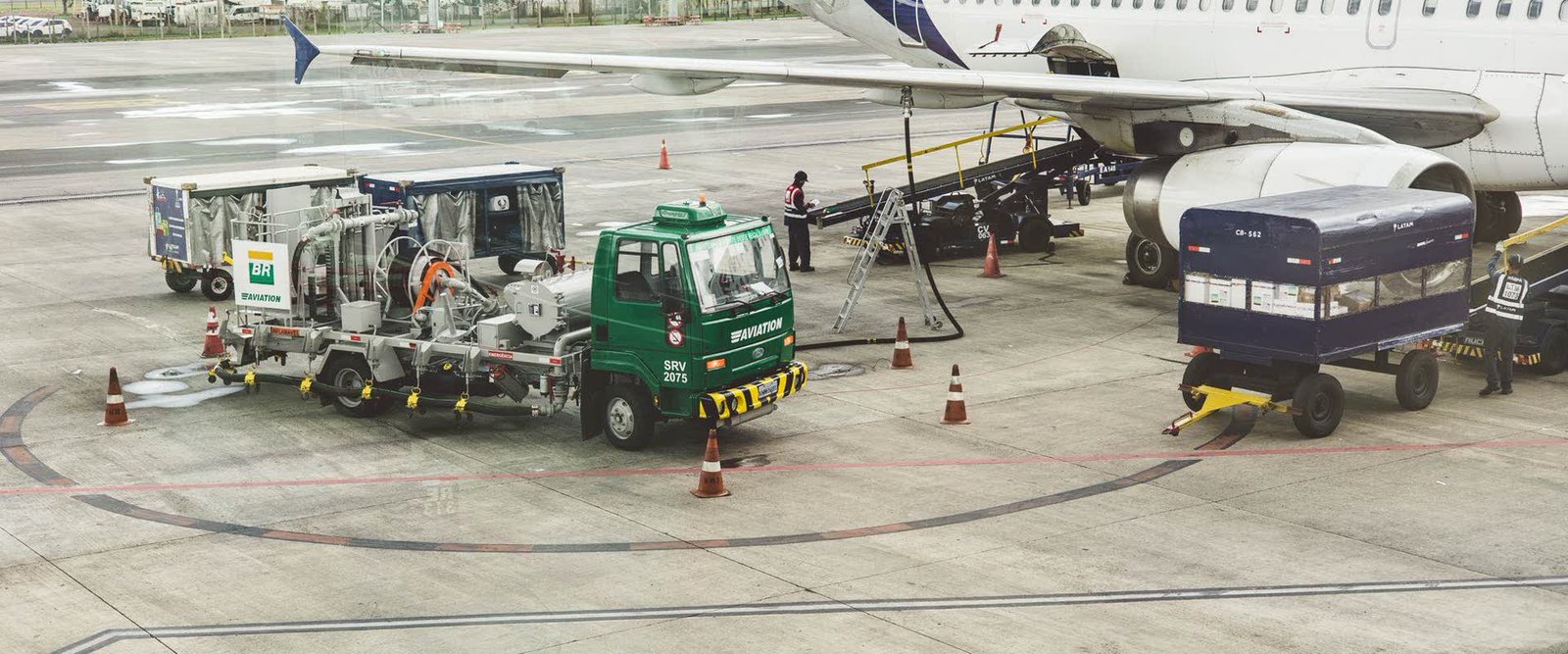 Ground handling of air freight for the India to Europe shipping route